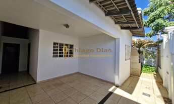 Imagem: Casa á venda com 3 dormitórios (sendo