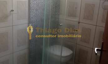 Imagem 7: Casa á venda em ótima localização com 4 vagas, 3 dormitórios e amplo qintal no bairro Resi