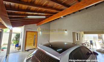 Imagem 2: Casa moderna á venda com 3 dormitórios, 3 vagas, 3 banheiros e quiosque com churrasqueira