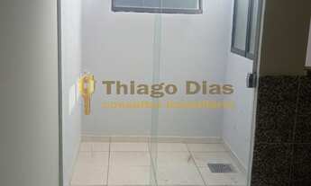 Imagem 3: Casa á venda em ótima localização com 4 vagas, 3 dormitórios e amplo qintal no bairro Resi