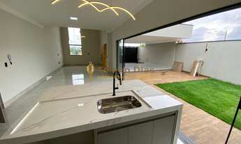 Imagem 5: Casa nova e moderna á venda com 3 dormitórios, 4 vagas e área gourmet com churrasqueira no