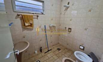 Imagem 3: Casa á venda com 3 dormitórios, amplo quintal na região central da cidade de Votuporanga/S