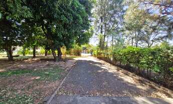 Imagem 7: Chácara á venda com piscina, mini campo de futebol, varanda com churrasqueira em ótima loc
