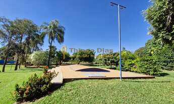 Imagem: Chácara á venda com piscina, mini campo