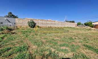 Imagem 2: Terreno á venda com 300 m² em ótima localização na cidade de Parisi/SP