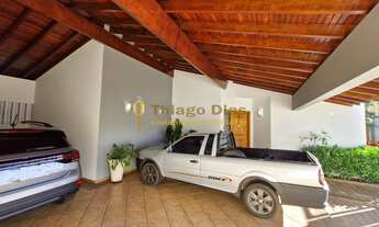 Imagem 3: Sobrado alto padrão á venda com 4 dormitórios (sendo 3 suítes), 4 vagas, varanda com churr