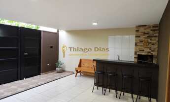 Imagem 2: Casa á venda com 2 dormitórios, garagem gourmet com churrasqueira em ótima localização no