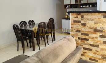 Imagem 7: Casa á venda com 2 dormitórios, garagem gourmet com churrasqueira em ótima localização no