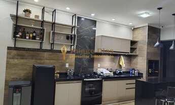 Imagem 5: Casa moderna á venda com piscina, varanda gourmet com churrasqueira e 4 vagas no bairro Re