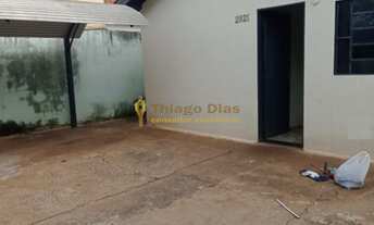 Imagem 2: Casa á venda com 2 dormitórios e amplo quintal no bairro CDHU Júlio de Souza Bonfim na cid