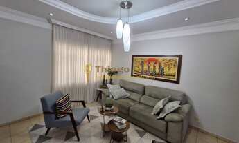 Imagem 6: Sobrado alto padrão á venda com 4 dormitórios (sendo 3 suítes), 4 vagas, varanda com churr