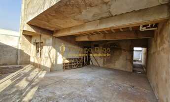 Imagem: Sobrado inacabado à venda com 3 dormitórios