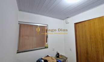 Imagem 7: Casa á venda com 3 dormitórios, churrasqueira, quintal e salão comercial no bairro Cohab C