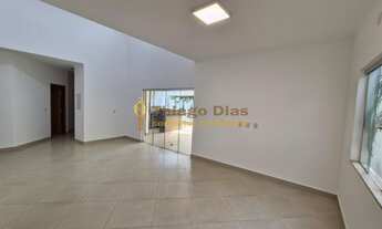 Imagem 6: Casa ampla á venda com 3 vagas, escritório, 3 dormitórios, piscina, churrasqueira e quinta