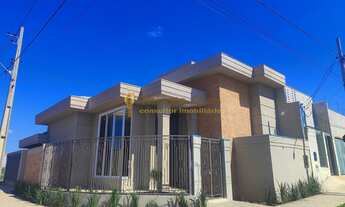 Imagem 3: Casa nova e moderna à venda com 3 dormitórios (sendo 1 suíte), ofurô com hidro e cascata e