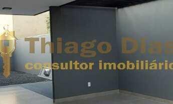 Imagem 2: Casa nova e moderna á venda com 3 dormitórios (sendo 1 suíte), 2 vagas e quintal no bairro