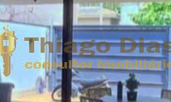 Imagem 3: Casa moderna à venda com 3 dormitórios (sendo 1 suíte), garagem gourmet ampla com churras