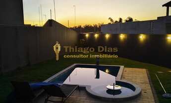 Imagem 4: Casa moderna Neo Clássico à venda com piscina, cozinha gourmet com churrasqueira e quintal