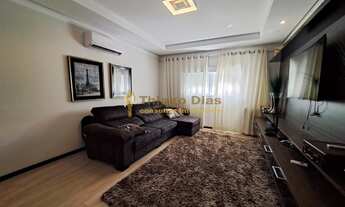 Imagem 7: Sobrado alto padrão á venda, com piscina aquecida e cozinha gourmet com churrasqueira no C