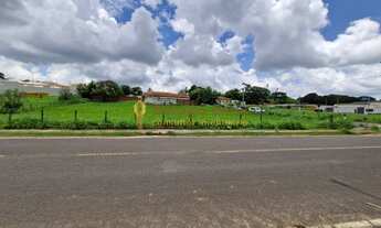 Imagem: Terreno amplo á venda em Avenida no bairro