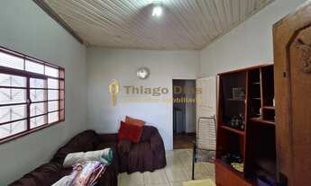 Imagem 5: Casa á venda em ótima localização com 3 dormitórios, sala, quintal, garagem ampla na regiã