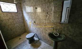 Imagem 6: Casa á venda com 3 dormitórios (sendo 1 suíte), 2 vagas, quintal amplo e bem localizada no