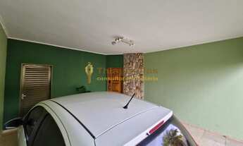 Imagem 6: Casa ampla com 4 dormitórios, escritório, edícula, piscina, quintal á venda na região cent