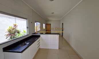 Imagem 6: Casa à venda com varanda e churrasqueira, 2 vagas, 3 dormitórios, quintal, no bairro Resid