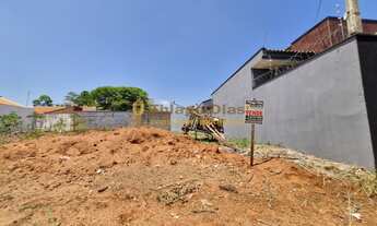 Imagem: Terreno à venda com 214 m² no bairro Jardim