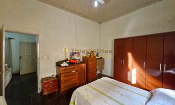 Imagem 7: Casa com salão, edícula e amplo terreno á venda no centro da cidade de Votuporanga/SP