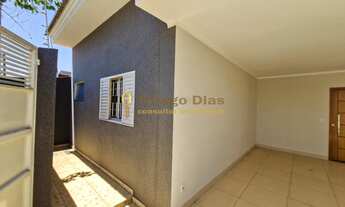 Imagem 4: Casa à venda com varanda e churrasqueira, 2 vagas, 3 dormitórios, quintal, no bairro Resid