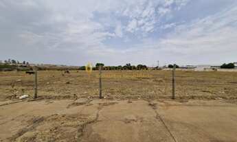 Imagem: Área à venda com 22.400 m² na marginal