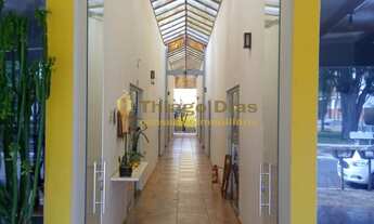 Imagem 2: Galeria comercial com 8 salas/lojas á venda no centro da cidade de Pontes Gestal/SP