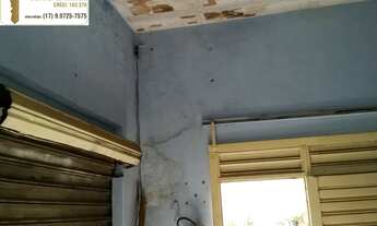 Imagem 2: Salão comercial com casa no fundo á venda no bairro Jd. Soto em Catanduva/SP