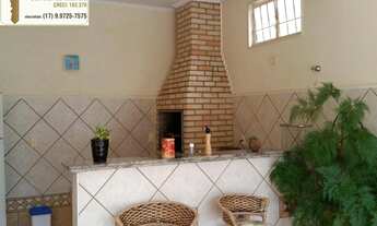 Imagem 2: Casa à venda com 4 dormitórios, 5 vagas na garagem, lazer completo com piscina, churrasque