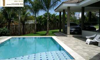 Imagem: Chácara á venda com uma casa moderna