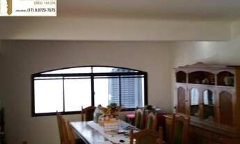 Imagem 7: Sobrado á venda com 3 dormitórios (sendo 1 suíte master), 4 vagas, 3 salas e com piscina n