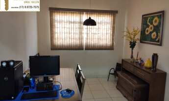 Imagem 7: Casa a venda com 3 dormitórios (sendo 1 suíte) e amplo quintal no bairro Colina do Sol em