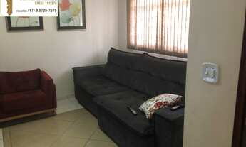 Imagem 2: Casa a venda com 3 dormitórios (sendo 1 suíte) e amplo quintal no bairro Colina do Sol em