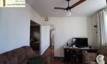 Imagem 4: Casa á venda com 2 dormitórios e amplo terreno com 339 m² no bairro Pozzobon na cidade de