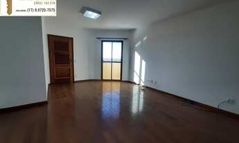 Imagem 7: Apartamento á venda com 3 dormitórios com armários planejados (sendo 1 suíte com closet)