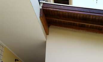 Imagem 3: Sobrado á venda com 3 dormitórios (sendo 1 suíte) com sacada, 2 vagas, quiosque com churra