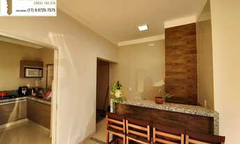 Imagem 2: Casa moderna á venda com 3 dormitórios (sendo 1 suíte), varanda gourmet com churrasqueira