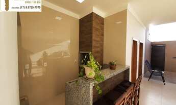 Imagem 5: Casa moderna á venda com 3 dormitórios (sendo 1 suíte), varanda gourmet com churrasqueira