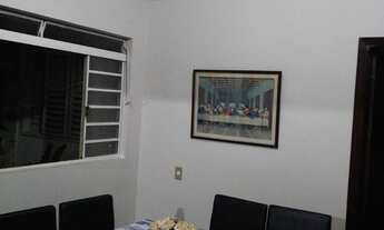 Imagem 3: Casa ampla á venda com 3 dormitórios (sendo 1 suíte) no bairro São Francisco em Catanduva