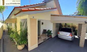 Imagem 2: Casa á venda com 3 dormitórios, sala dupla em ótima localização na região central da cidad