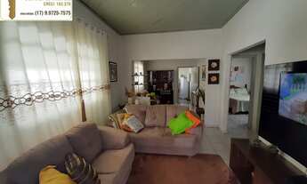 Imagem 5: Casa á venda com 3 dormitórios, sala dupla em ótima localização na região central da cidad