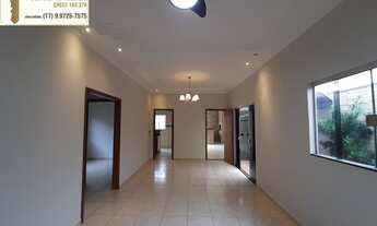 Imagem: Casa á venda com 3 dormitórios (sendo