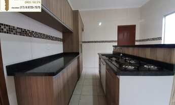 Imagem 5: Casa á venda com 3 dormitórios (sendo 1 suíte), 2 vagas e varanda gourmet com churrasqueir