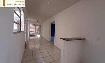 Imagem: Casa á venda com 2 dormitórios no bairro